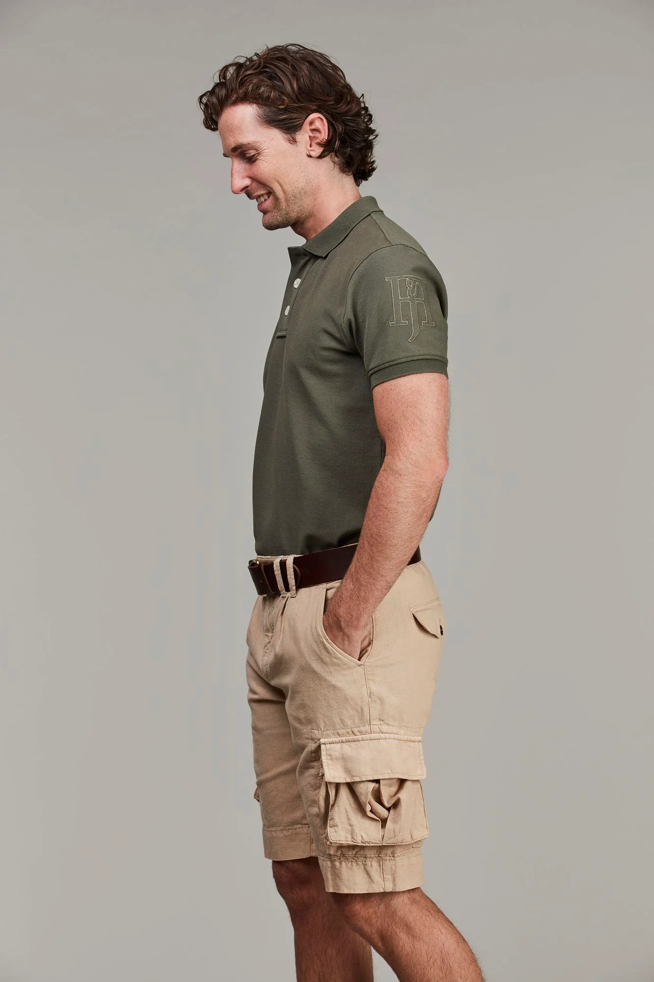 Cotton/Linen Cargo Shorts Beige - Image 3