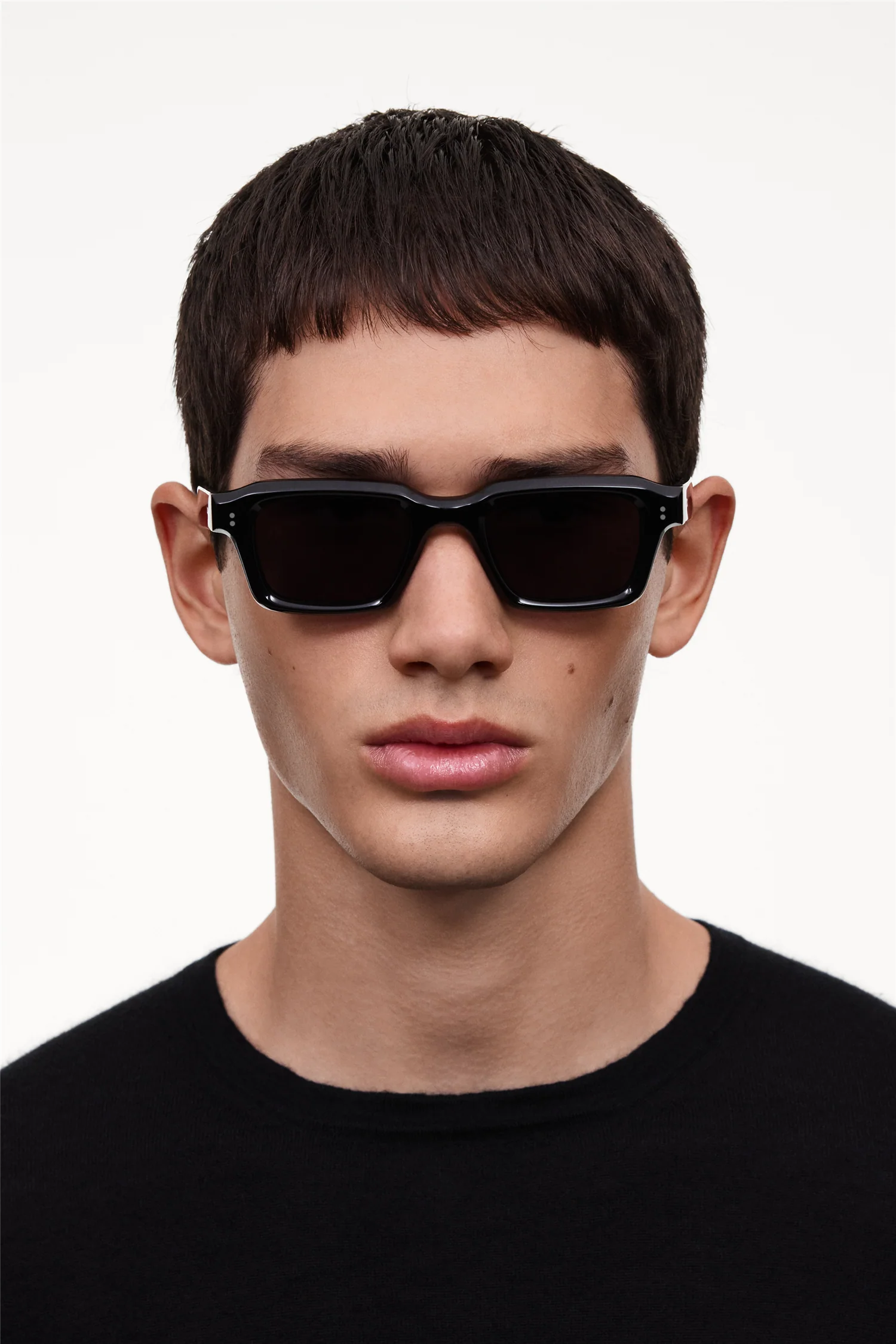 03 Black - Image 6