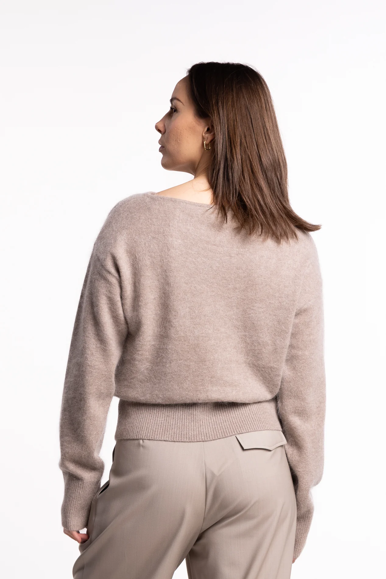 Cloud Knit- Taupe - Image 4