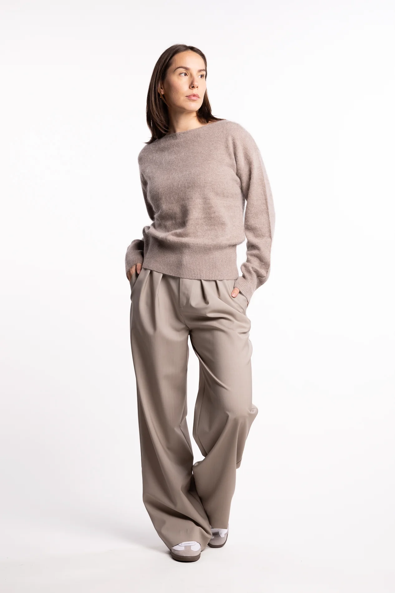 Cloud Knit- Taupe - Image 9